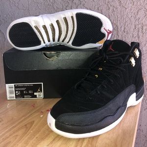 Jordan 12 Retro Reverse Taxi, size 5.5 Y boys, 7.5 woman. Only worn once.